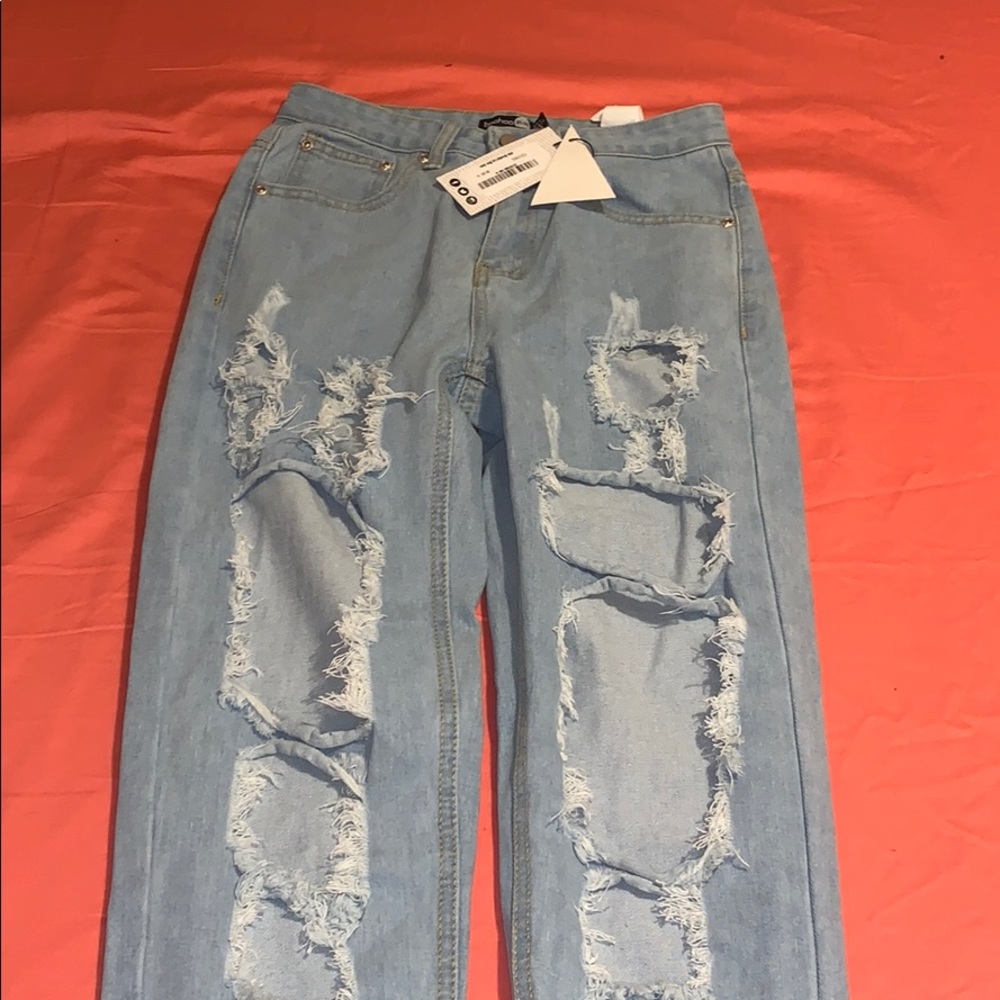 Ripped mom jean from boohoo